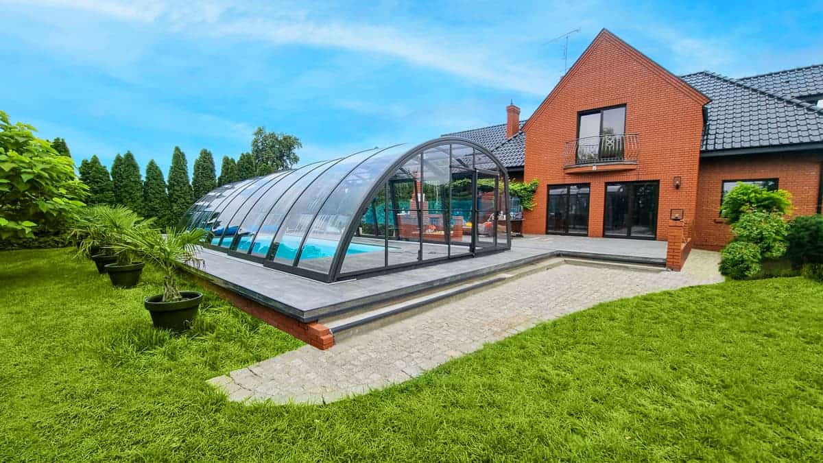 Alukov_medencefedesek_MAGAS_003 (1)